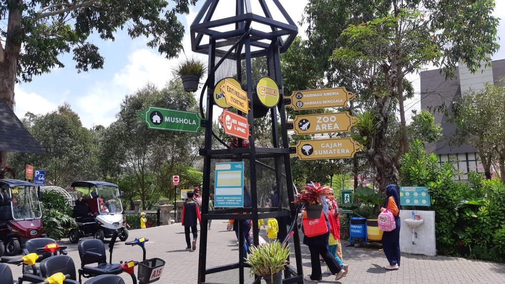 Destinasi wisata di Lembang Park & Zoo
